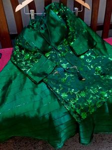 Stunning Emerald Green Kurta Set with Sequins