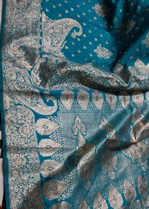 beautiful 😍 saree with daimond work 🌟