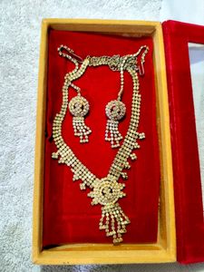 Sparkling Rhinestone Jewelry Set ⚪