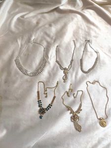 necklace each 50rs