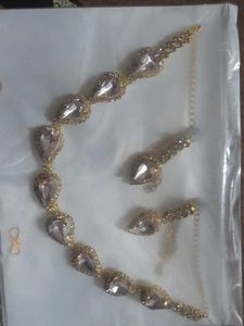 Assorted korean Jewellery Sets of 7