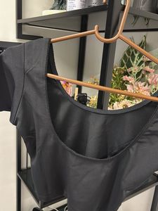 ready blouse black colour and stretchable