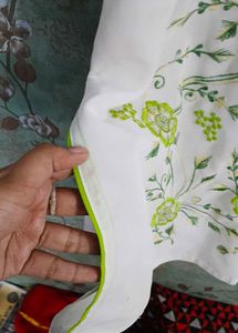 Embroidered Kurta with Leggings