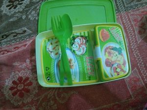 Big Sleek Kids Lunchbox Or Tiffin With Spoon Or Fork
