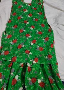 Green Rose Print Kurta Set (kurta+ Salwar Pant)
