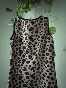 Leopard Print Sleeveless Dress party