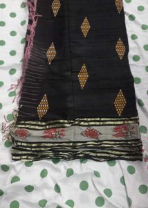 Black Saree with Diamond &amp; Floral Border