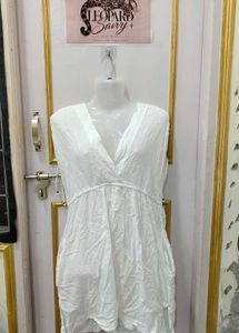 Flowy White V-Neck Tunic dress