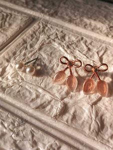 Earrings with Second Sted