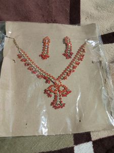 Red Necklace Set