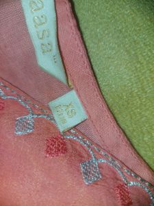 Elegant Embroidered Ethnic Kurta(XS)