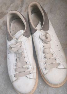 Alexander McQueen EU:44