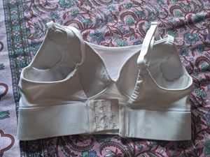 Comfortable full coverage White Bra