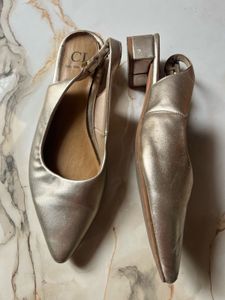 Chic Slingback Flats