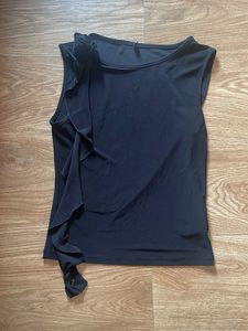Chic Black Ruffle Tank Top