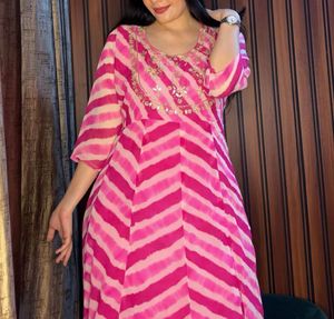 PINK GOWN 🩷