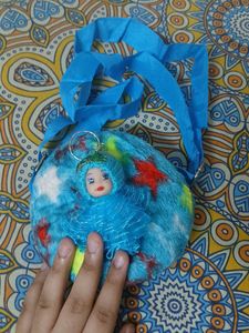 Cute Blue Doll Round Bag