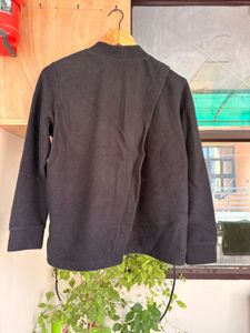 Stylish Black Fleece Sweatshirt