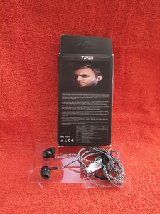 💥 Tlitan EARPHONE Brand New Full Working