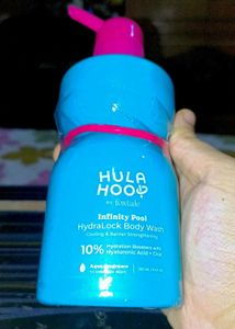 Foxtale Hula Hoop Infinity Pool Body Wash
