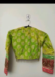 Navratri vibrant green garba outfit
