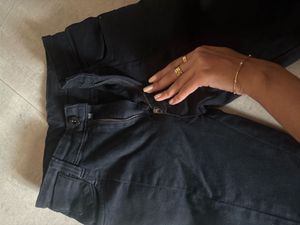 COMBO Flared Black Jeans &amp; Pink Graphic Top Set