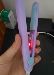 Purple mini Hair Straightener