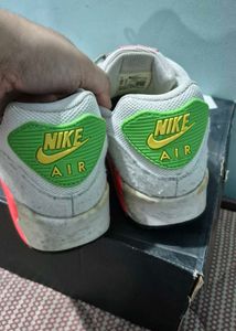 Nike Air Max 90 Evolution of Icons