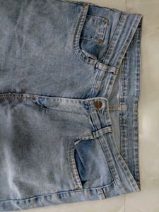 Light Wash Denim Jeans and top