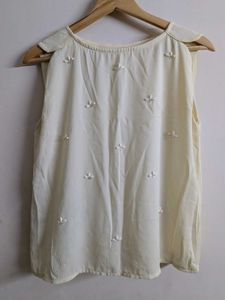 Chic Cream Embroidered Sleeveless Top
