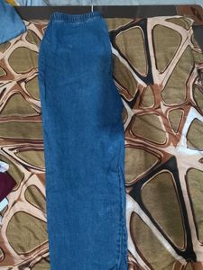 Women's Relaxed Fit Blue Denim Jeans