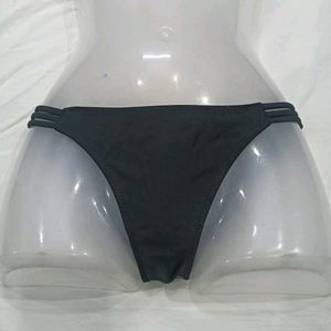 Stylish Black⭐ Bikini Bottom