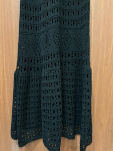 Chic Black Knit Midi Dress