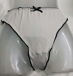 💛 Ribbed Briefs with Black Trim and Bow