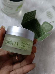 Plum Green Tea Night Gel