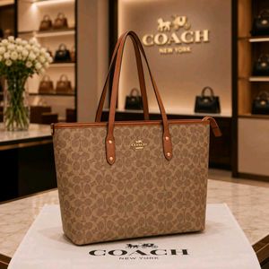 COACH PREMIUM QUALITY TOTE BAG*