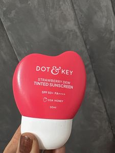 Dot &amp; Key Strawberry Dew Tinted Sunscreen