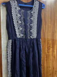 Blue Embroidered Kurta
