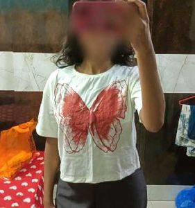 Price drop!! Red Butterfly Graphic Tee