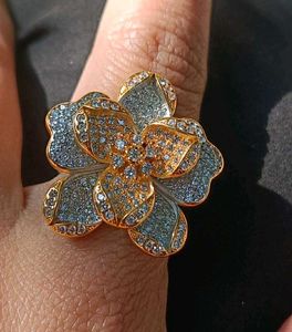 silver  925 Flower Ring with Crystals