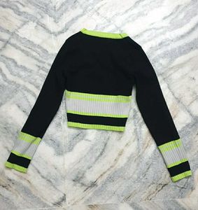 ✅Stylish Black Neon V-Neck Cropped knit top