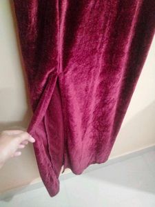 Elegant Velvet Spaghetti Strap Dress