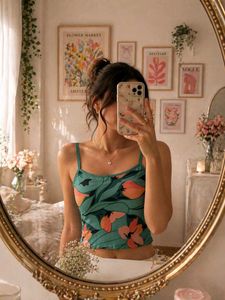 Summer Must-Have 🌿 Trendy Crop Top