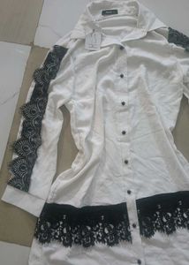 Chic White Lace Trim Tunic