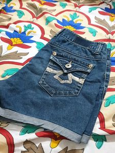 Shorts Like New...