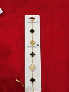 Elegant Clover Bracelet - Stainless Steel