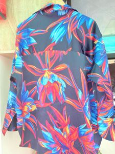 Vibrant Floral Print Button-Down Shirt
