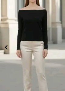 Black Off-Shoulder Long Sleeve Top