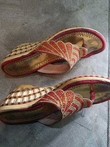 Embellished Ethnic Slippers