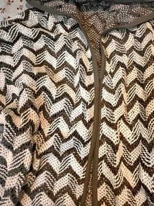 Geometric shrug